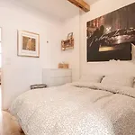 Logement De Charme Aux Carmes